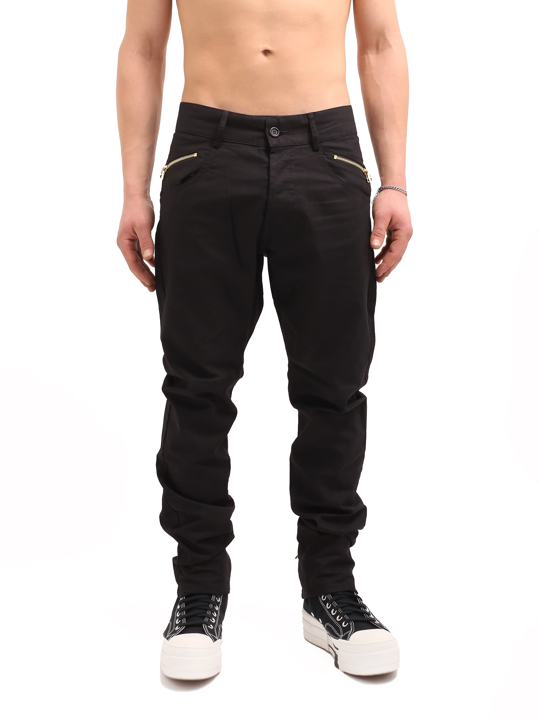 BLACK JEANS WITH GOLD ZIPS